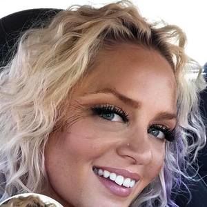 Meet your Posher, Buffie